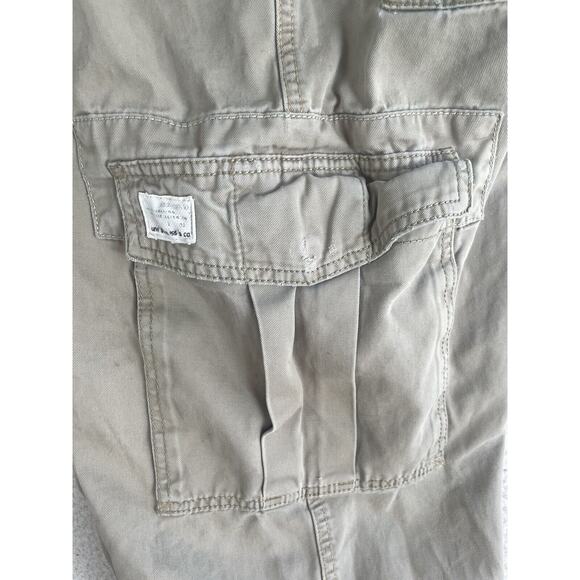 Levis Cargo Pants Mens 38x32 Beige Loose Straight Utility Outdoors READ/STAINS - Picture 13 of 16